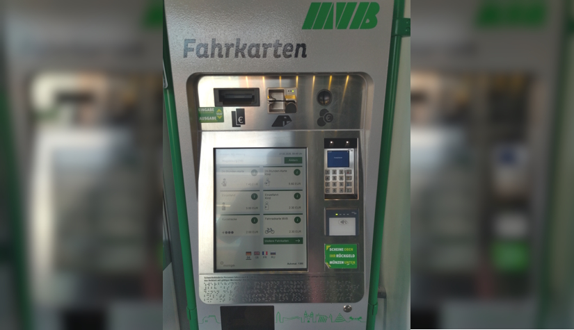 MVB-Fahrkartenautomat im Fahrzeug