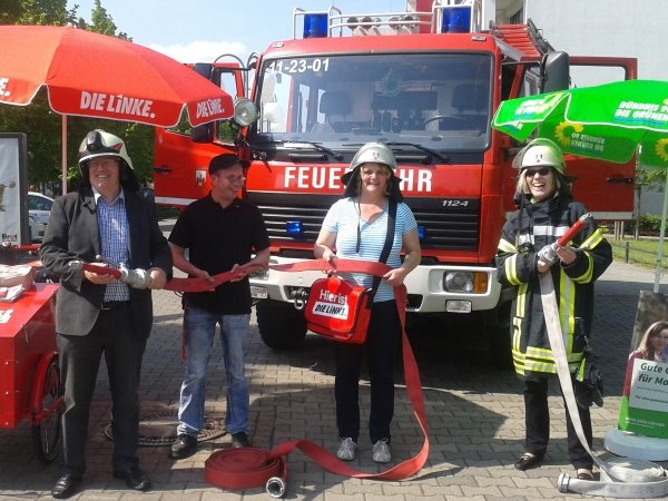 Wahlkampfstand in Olvenstedt.