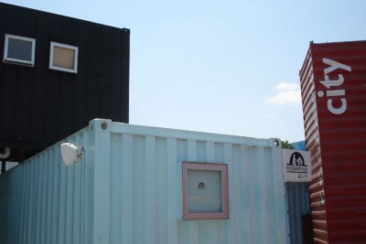 Verschiedene Container.