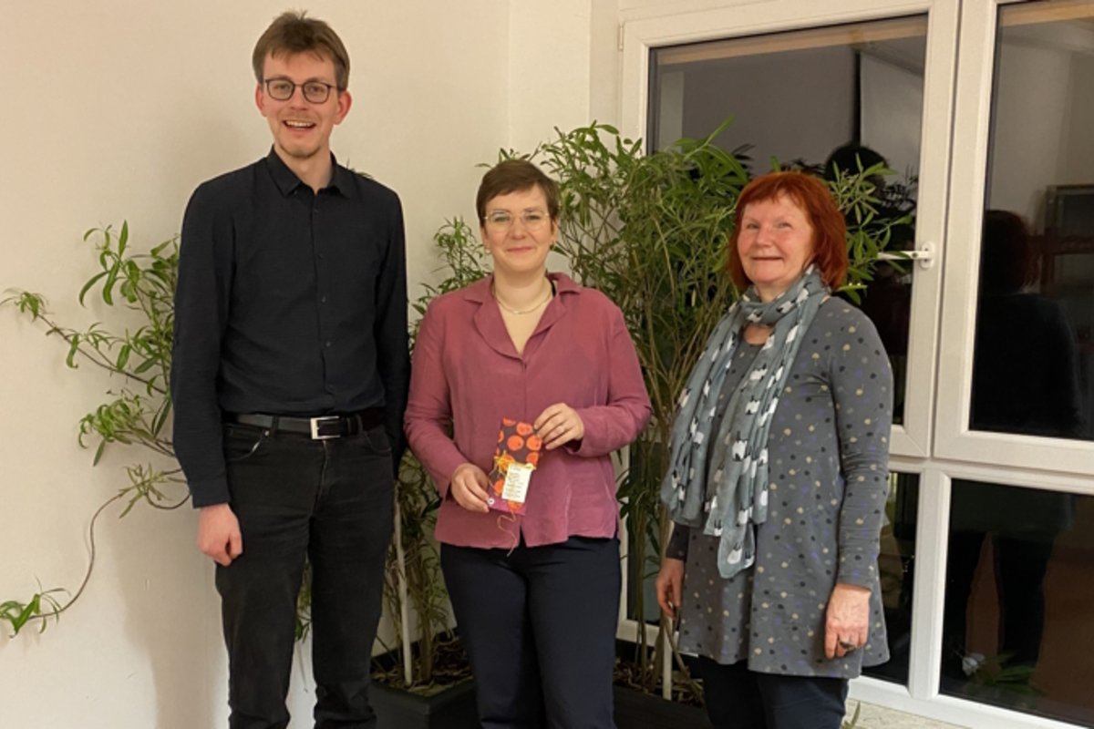 Die Vorsitzenden Yannik Franzki, Thea-Helene Gieroska und die Schatzmeisterin Angela Korth.
