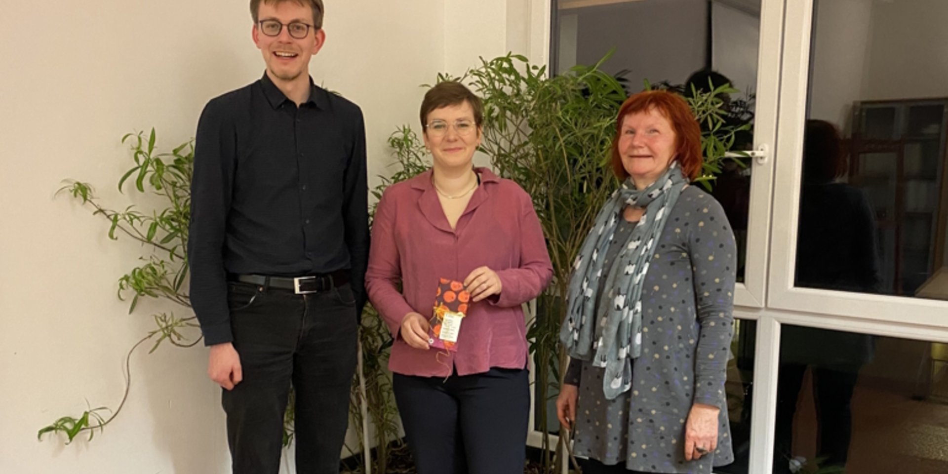 Die Vorsitzenden Yannik Franzki, Thea-Helene Gieroska und die Schatzmeisterin Angela Korth.