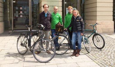 Das Team der grünen Radtour zur Hochwasserabwehr: Gregor Zündorf, Andreas Bock, Timo Gedlich und Steffi Lemke.