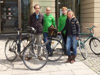 Das Team der grünen Radtour zur Hochwasserabwehr: Gregor Zündorf, Andreas Bock, Timo Gedlich und Steffi Lemke.