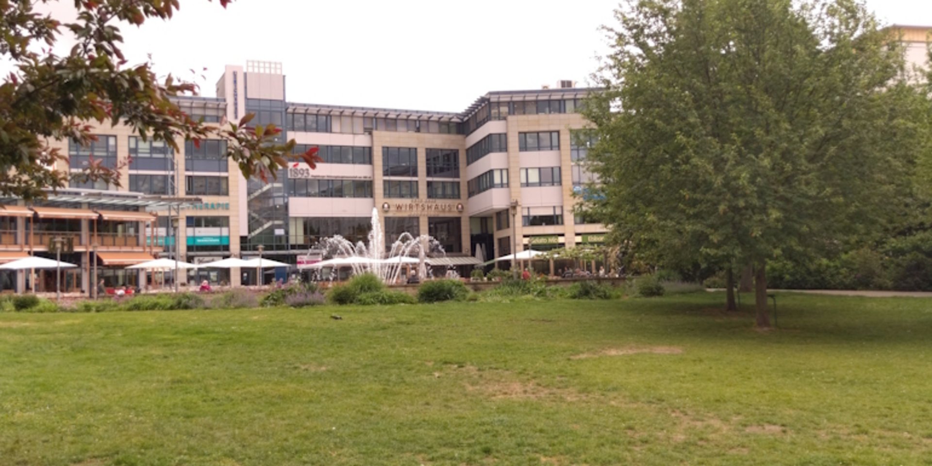 Ulrichsplatz mit Springbrunnen