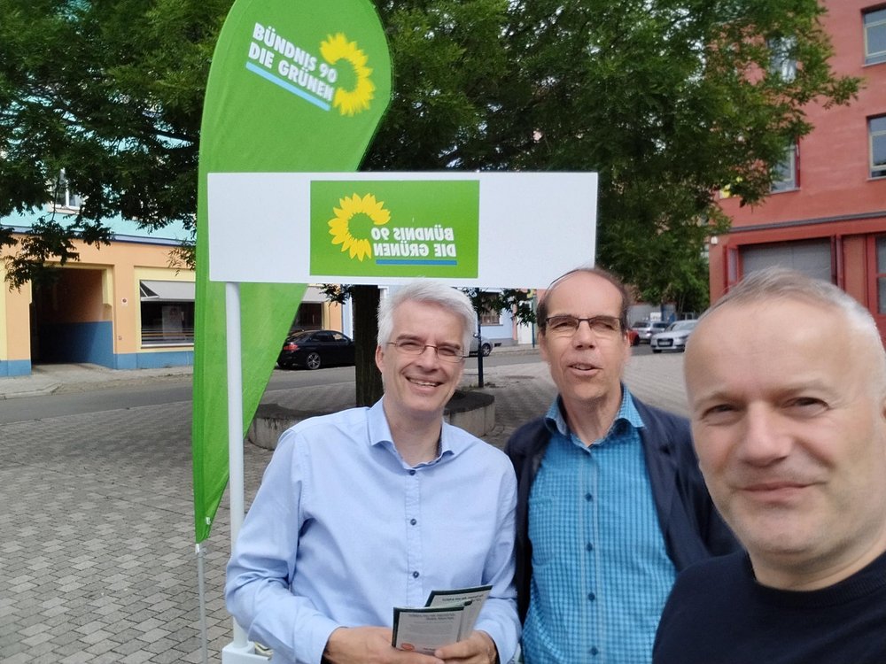 Stand mit Olaf Meister, Dr. Gregor Zündorf und Tom Bruchholz