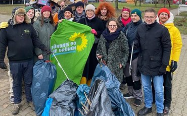 Gruppenfoto Stadtteilgruppe nachder Neujahrsputzaktion