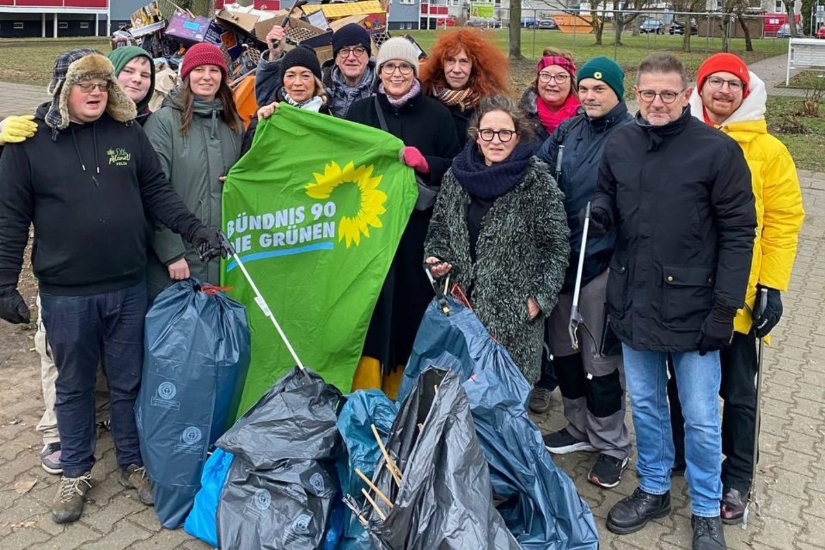 Gruppenfoto Stadtteilgruppe nachder Neujahrsputzaktion