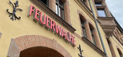 Bild des Feuerwache-Schriftzugs