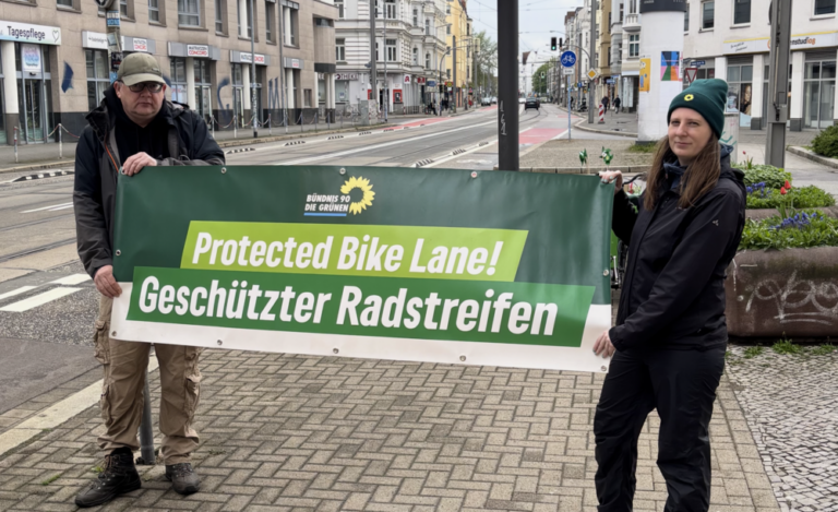 Proteststand zum Schutz der Protected Bike Lane